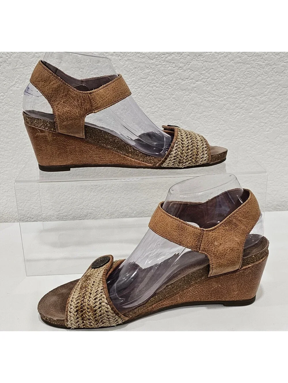 Taos Festival Women’s EU 40 US 9-9.5 Brown Leather Woven Wedge Sandals